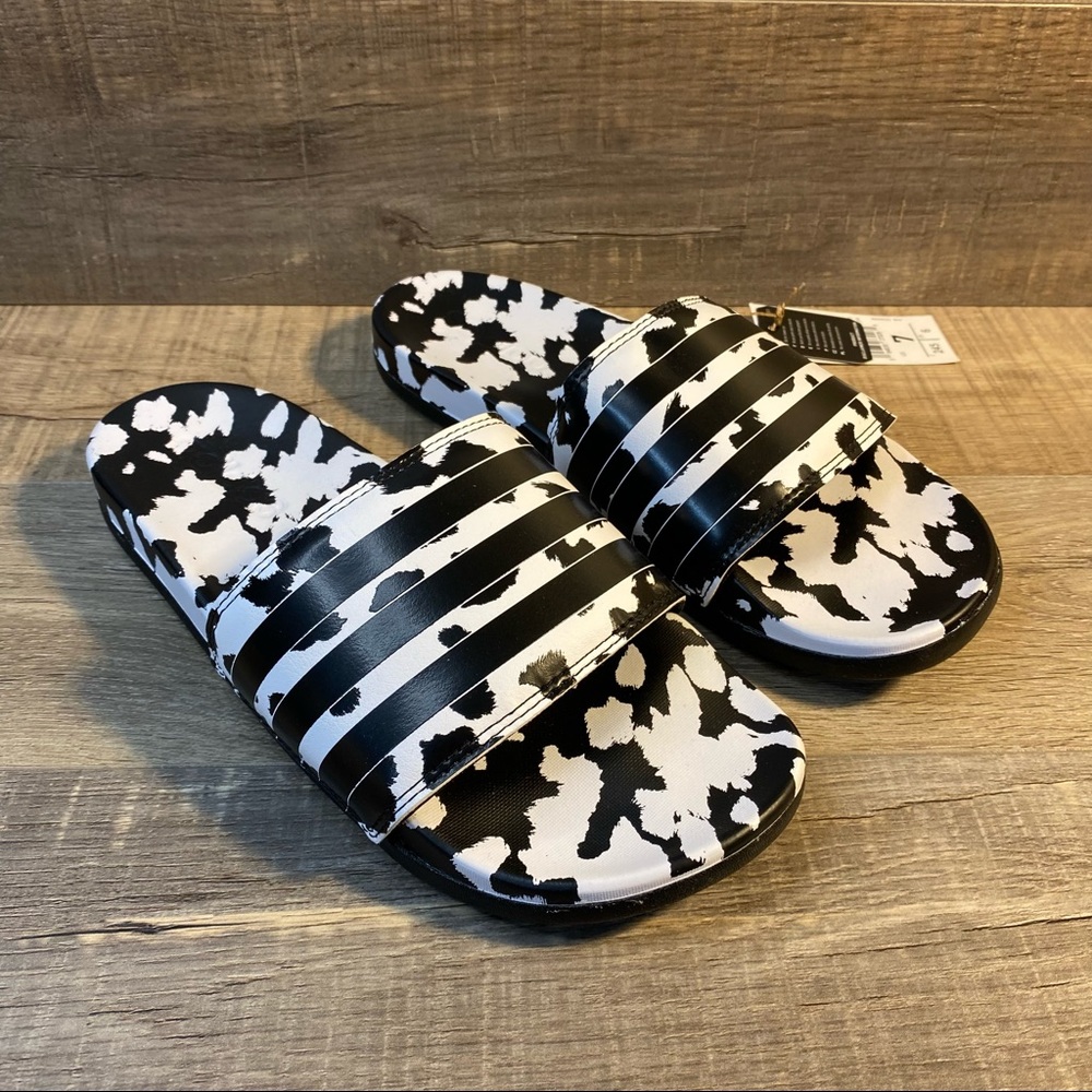 Adidas Adilette Comfort Slides ‘Marimekko Black White’ - Picture 1 of 6